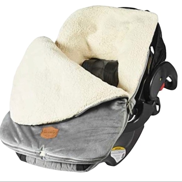 JJ COLE BundleMe Sherpa Lined Car Seat & Stroller Lining in Silver Gray & Cream - Picture 4 of 14